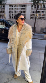 Beyaz Kürklü Kaban